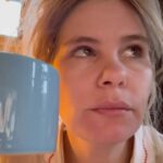 Sofie Linde Instagram - Reklame // @tisedenmark • Jeg gemmer mit tøj. Det er noget jeg altid har gjort. Jeg har så svært ved at skille mig af med det, fordi jeg knytter begivenheder og oplevelser op på tøjet. Og det går jo ikke. For det ender med at hænge, som statuer i skabet. Derfor satte jeg mig et mål om, at få sikret nye ejere til det tøj som jeg ikke bruger længere. Og også denne gang er det lykkedes 💪🏻 Endnu et drop er klar parat til til nye hænder. Gode folk fra @tisedenmark hjælper mig med at sælge - og afsende det henover de næste par dage. Du kan tjekke det ud på min Tise profil ‘sofielinde’ (se link i bio). Er du ikke allerede medlem, så er det meget “lige ud af landevejen”, at oprette en profil. Tjek det ud - måske er der noget for dig ❣️