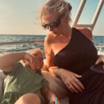 Sofie Linde Instagram - Vi har hygget os. Vi har skændtes. Vi er blevet gode venner igen. Vi har sovet lur og vi har sovet hele natten. Vi har snorklet. Vi har fået nye venner. Og vi har det stadig skide alletiders ❣️