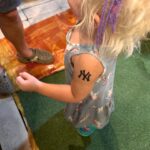 Sofie Linde Instagram - Vi har hygget os. Vi har skændtes. Vi er blevet gode venner igen. Vi har sovet lur og vi har sovet hele natten. Vi har snorklet. Vi har fået nye venner. Og vi har det stadig skide alletiders ❣️