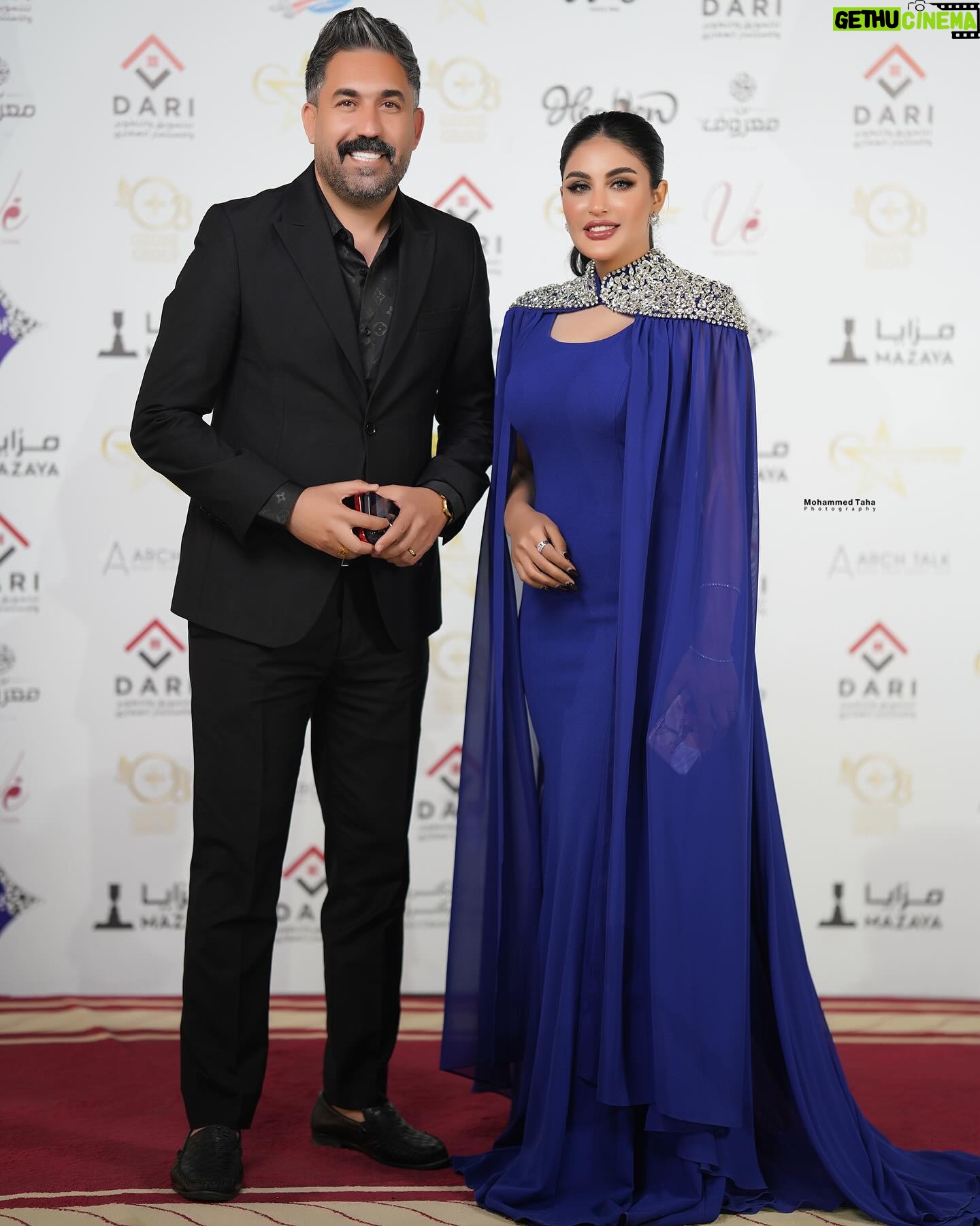 Soheir Salah Instagram - 💙🖤 الفستان @danida_dantella ميك اب & شعر @masa_beauty_center تصوير @mohammed_taha95