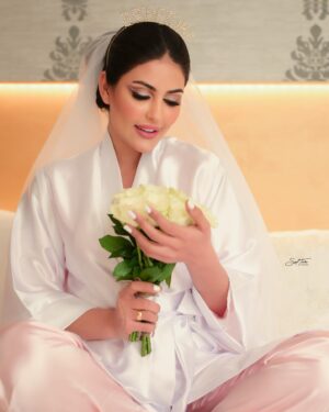 Soheir Salah Instagram - 2023/2/6 تاريخ مميز وحكللكم ليش بالبوست البعدة😍
Bride to be 👑 👰‍♀️ 
تفاصيل لbride من تنفيذ صديقتي المبدعة @96_roda11 
تصوير صديقي المبدع @saif.teemo 
ميك اب @marwa_alkhatieb 
صديقي التعب وياية شكراً ع التسريحة التجنن @alkoafer_hassan