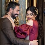 Soheir Salah Instagram – تصوير @mahmoodaljazea 
الفستان تصميم @96_roda 
شعر @alkoafer_hassan 
@yasintufekchi 
ميك اب @iremkilicli 
تزين @reema.alobaidy