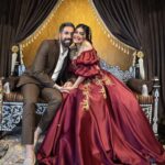 Soheir Salah Instagram – تصوير @mahmoodaljazea 
الفستان تصميم @96_roda 
شعر @alkoafer_hassan 
@yasintufekchi 
ميك اب @iremkilicli 
تزين @reema.alobaidy
