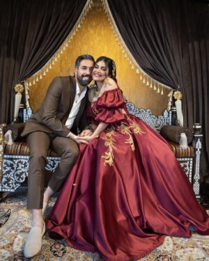 Soheir Salah Instagram - تصوير @mahmoodaljazea 
الفستان تصميم @96_roda 
شعر @alkoafer_hassan 
@yasintufekchi 
ميك اب @iremkilicli 
تزين @reema.alobaidy