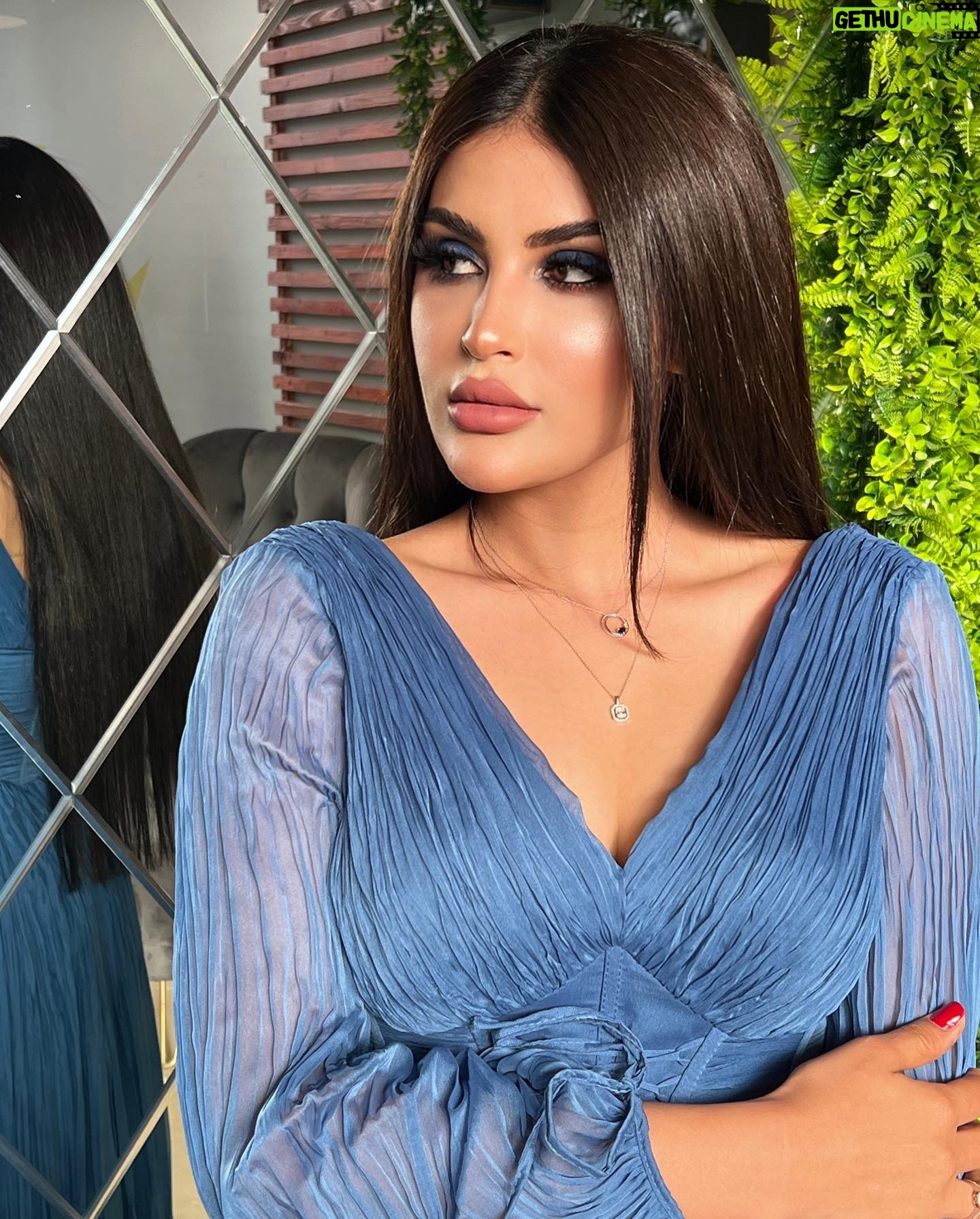 Soheir Salah Instagram - 💙💙 @masa_beauty_center . @danida_dantella