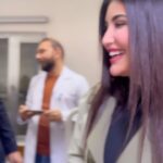 Soheir Salah Instagram - لحظات مليانه حب من زيارتي لمركز الثلاسيميا لأمراض الدم الوراثية اتمنى من كل شخص يساهم ولو بشي بسيط يفرحهم ويزرع الامل والفرح بكلوبهم 🤍 تكدرون تتبرعون من خلال زيارتكم للمركز القائم قرب مستشفى الزهراوي فلكة ٨٣