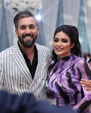 Soheir Salah Instagram - هو حبيبي عند الحُب ، وصديقي عند 
الُمزاح ، ونجمِي وقت العتمة ، وحيد قلبّي 
وكل البشر في وحدتي ، هو حُب عمري 
وسبَب ابتسامتي وكل شيء يخصني 💜
@haider_abd_thamer