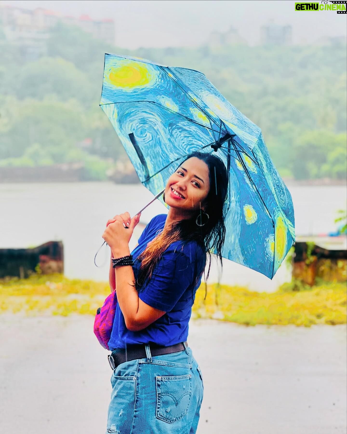 Sohini Sarkar Instagram - 🍁 #rain #raindrops