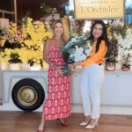 Solange Gomes Instagram - Hoje estive no shopping @villagemall e fui conhecer de pertinho a @maisondelorchidee.br da maravilhosa jornalista e empresária @claudia_ccruz Se vocês assim como eu, são apaixonadas por orquídeas permanentes, essas são especiais, pois todos os arranjos são criados por @claudia_ccruz #arquitetura #designerdeinteriores #orquideas