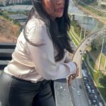 Solange Gomes Instagram – É sempre lindo vir a SP! ♥️ Trabalho… trabalho… ah… eu amo! Quem mais é apaixonada por essa cidade? #saopaulo