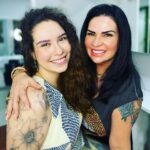 Solange Gomes Instagram – Que Deus te abençoe, minha filha @stephaniegomees 

❤️