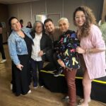 Solange Gomes Instagram - Prestigiamos este espetáculo lindo @escolinhazinha.rj com direção do migles irmão @charlesdaves e @cininha_de_paula e com @marlenemattosoficial na plateia. Foi lindo, não foi @stephaniegomees ?