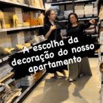 Solange Gomes Instagram – Chegou aquele momento que nós mulheres adoramos: a decoração da nossa casa. Estive com a @stephaniegomees na @comercialgomes e mostro pra vocês agora como foi a nossa visita nesta loja que já é tradição em São Paulo há mais de 49 anos. #decoração #home #lar #designerdeinteriores