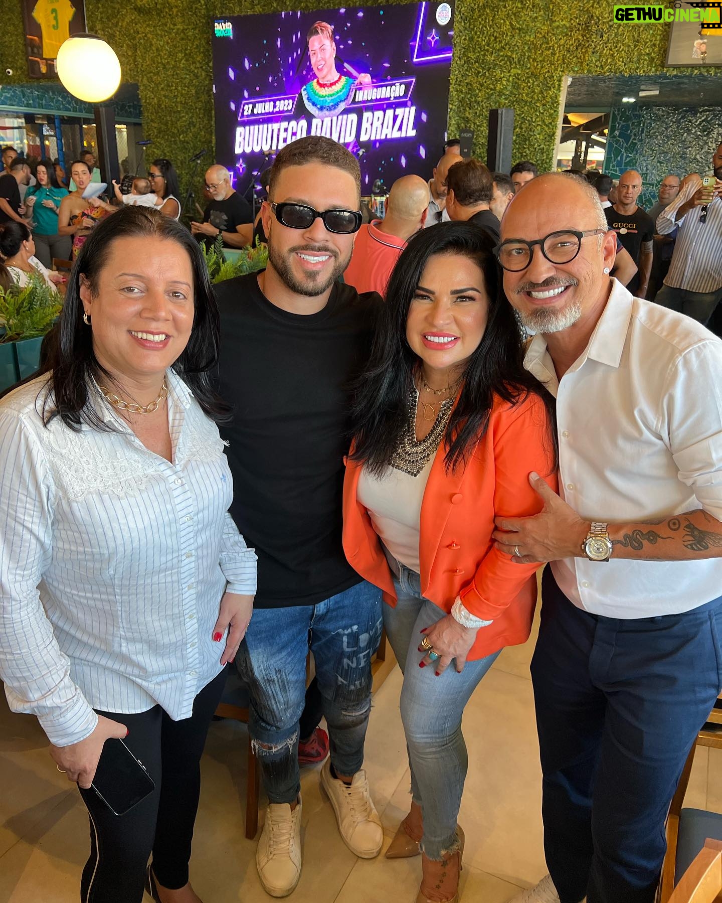 Solange Gomes Instagram - Inauguração do @butecodavidbrazil do cumpade @davidpixbet @nicolebahls @stephaniegomees @sharleneoficial @thaylor @lucianodicarvalho