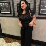 Solange Gomes Instagram – Noite de teatro 🎭 Quem mais gosta, assim como eu? #lookdodia #teatro