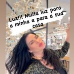 Solange Gomes Instagram – Vem comigo conhecer essa loja belíssima de iluminação a @thelightiluminacao #decoração #arquitetura #designerdeinteriores #luz