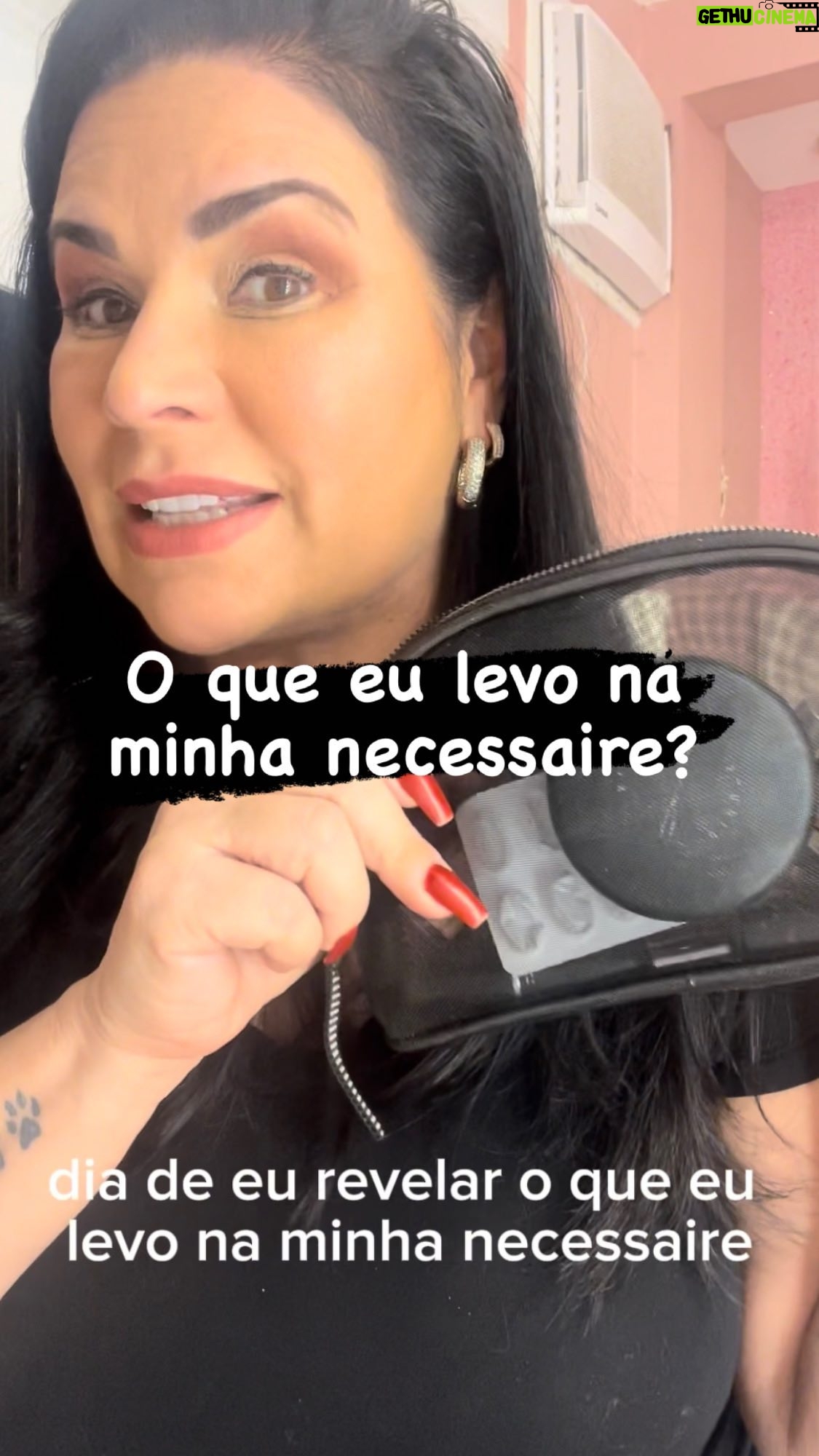 Solange Gomes Instagram - Curiosos?! Então, vem comigo! #mulheres #make #coisasdemenina