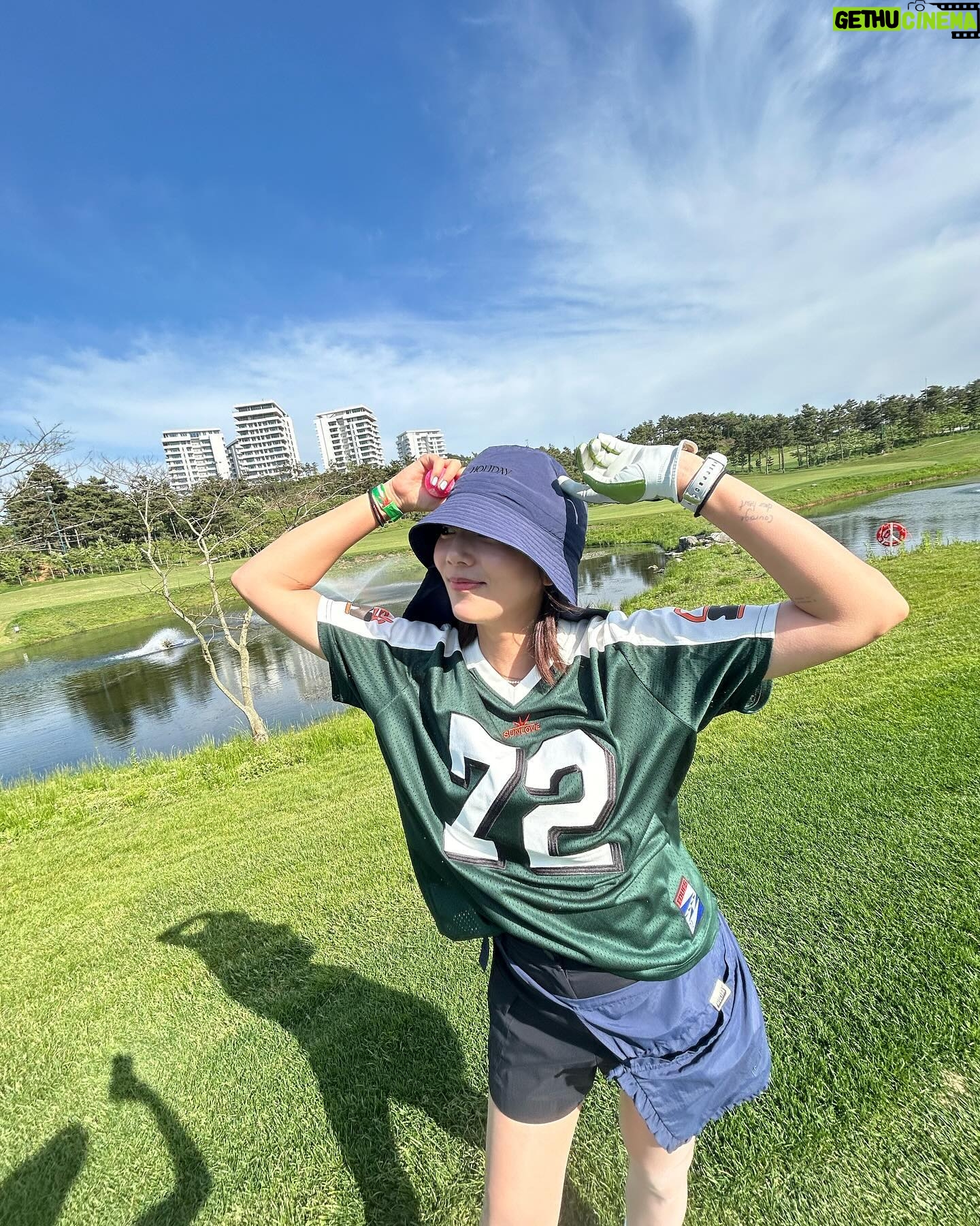 Son Dam-bi Instagram - 아픈 걸 모두 잊게 하는 7th 그린컵 데이🌸⛳️ 모든 게 완벽했다 너무 고생한 언니에게 박수를👏👏♥️ @limji0509 @thegreencup.official