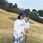 Son Dam-bi Instagram - always happy😘🏌🏻‍♀️⛳️