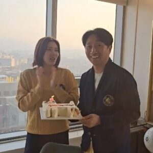 Son Dam-bi Instagram - 남편 생일 축하해🎉🎉
내 남편이어서 너무 행복해😍
지금처럼 행복하게 살자
너무 사랑해😘😘