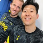 Son Heung-min Instagram - 400 appearances at our club is a special milestone and a really proud feeling for me and my family. Last night was not the result we wanted, but to look back on this time so far with you all, I feel a feeling of joy and pride, and I am so thankful for you all making London my second home. 🤍 @spursofficial