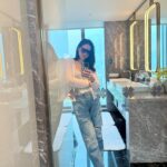 Son Ye-jin Instagram - 대만 도착!! 곧 행사 시작💜 환영해줘서 감사해요🥰