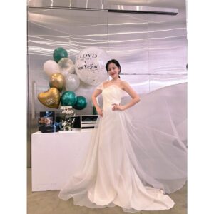 Son Ye-jin Instagram - 오늘 반짝반짝 빛나는  아름다운 주얼리촬영을 했어요💓
보석같이 빛나는 밤 되세요💍

#로이드 #LLOYD💜