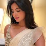 Sonal Chauhan Instagram - Living my vanilla dreams in the beautiful saree by @kavitaaroracouture 🤍🕊️🤍 Which one do you like the best? . . . . . . . . . . . HMU @sandysvanitydrama Saree @kavitaaroracouture #sonalchauhan #love #sonalchauhanstylefiles