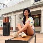 Sonal Chauhan Instagram - Hi 🐣🌈 . . . . . . . . . . . . . . . . . #love #sonalchauhan #rainbow