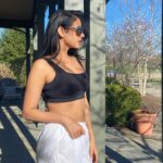 Sonal Chauhan Instagram - 1st or Last … Pick your favourite… I couldn’t 🤷🏻‍♀️ . . . . . . . . . . . . . . . . #sonalchauhan #love #washingtondc #usa #athleisure #gym #fitgirls