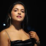 Sonal Kaushal Instagram – Living in the golden era. 

Top @urbanic_in 
Bag @stevemaddenindia 
Watch @guesswatches
📸 @asliutkarsh