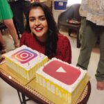 Sonal Kaushal Instagram - And We are 1 MILLION strong on Instagram ❤️ It’s still unbelievable 🥲 Thank you so much to each one of you for being with me and supporting me through everything. Loads of love guys ❤️ #Pyaaryou #themotormouth PS: Insta allows only 20 tags per post. But my list is huge 🤪 @jainrashmi06 @kunalbakshiofficial @ishan.s.rana @prateek @bhaktijhaveri29gmail.com_ @