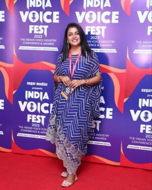 Sonal Kaushal Instagram - 💙 Talent se bhari ek shaam 💗 @indiavoicefest 🎙️
Outfit by @tbwbyurvidama