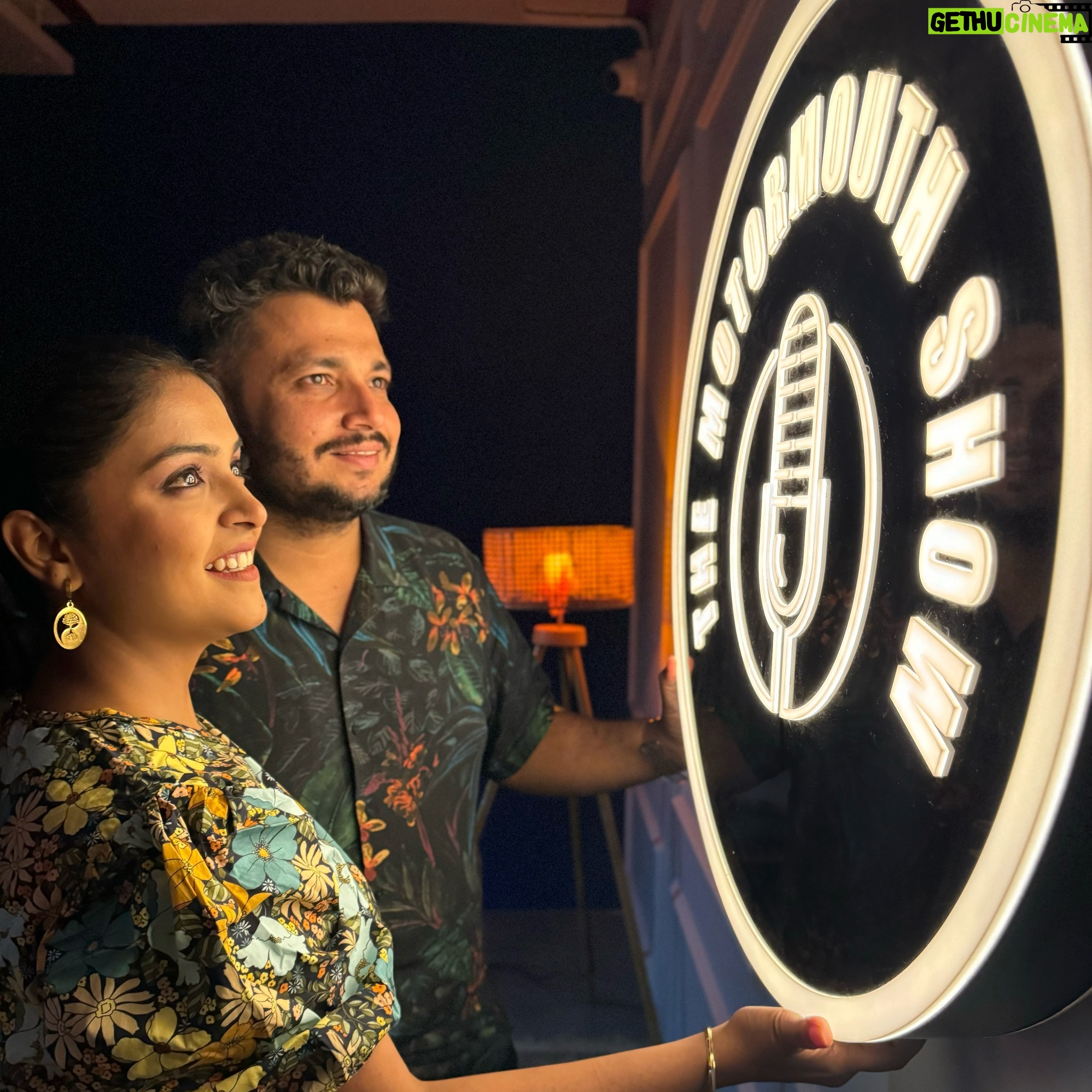 Sonal Kaushal Instagram - Thank You , For The Immense Love On Our 1st Podcast . We Have A Very Long Journey :) To Achieve The Dream Which We Saw. Keep Supporting Guys :) Like Comment Share Subscribe #themotormouth #themotormouthshow