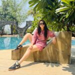 Sonalee Kulkarni Instagram – Fun = Family   Friends 🌻

Was a happy birthday indeed 😇
Thank you @kondantheretreat for hosting us! 

#sonaleekulkarni #marathimulgi #happiness #family #friends #staycation #birthday #love #familytime ❤️