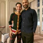 Sonam Kapoor Instagram – Happy birthday @imranamed love you! Thanks for patiently showing vayu all the boats in Venice 😂 over FaceTime