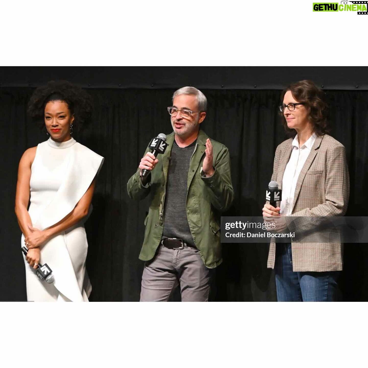 Sonequa Martin-Green Instagram - SXSW was the perfect place for our last season premiere hurrah. What a sweet time. More pics to come. The premiere of the final season of Star Trek Discovery is around the corner, April 4thβ¦! ππ½π€