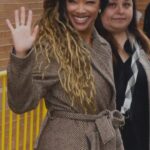 Sonequa Martin-Green Instagram - New York New York. This trip to my old home hit different for sure! So much love to my Disco fam, me and my beloved @wcruz73 went on and on about you and our five wonderful seasons together. ♥️ Grateful for you ladies @jessicasmalls and @monaeartistry for your artistry and for making the days fun and bright. Also shout out to Jen and Nikki at CBS for taking such good care. Hope y’all enjoyed the episode last night…! #startrekdiscovery #finalseason