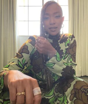 Sonequa Martin-Green Instagram - 💫 ~ THE TALK ~ 💫
____________________________

Dress:  @christianwijnants 
Shoes:  @stuartweitzman 
Earrings:  @mounserstudio 
Rings:  @zarianasjewels 
Makeup:  yours truly 😘
Braids:  @nik_nak_does_hair 
Cut Design:  @drod30_
Styling:  @daniandemmastyle 
____________________________

I had a great time a couple weeks ago on @thetalkcbs , it’s always wonderful hanging with the lovely folks there 🖤 I love you dearly @sherylunderwood and it was great meeting you @elainewelteroth and @amandakloots 🙋🏾‍♀️ Also big congrats to my friend Jerry O’Connell for joining the team.  #thetalk #spacejamanewlegacy #startrekdiscovery #sograteful