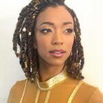 Sonequa Martin-Green Instagram - Big thanks and big love to my very dear @gregoryarlt for coming through with the beat for ET and the MUAHS Awards, and also for every. single. time. ♥️ And thank you to my lovely @lovingyourhair for the hair accessorizing, we were together the day before for something else but as always, your blessing kept going. 😁😘
