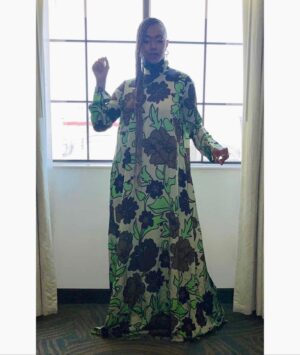 Sonequa Martin-Green Instagram - 💫 ~ THE TALK ~ 💫
____________________________

Dress:  @christianwijnants 
Shoes:  @stuartweitzman 
Earrings:  @mounserstudio 
Rings:  @zarianasjewels 
Makeup:  yours truly 😘
Braids:  @nik_nak_does_hair 
Cut Design:  @drod30_
Styling:  @daniandemmastyle 
____________________________

I had a great time a couple weeks ago on @thetalkcbs , it’s always wonderful hanging with the lovely folks there 🖤 I love you dearly @sherylunderwood and it was great meeting you @elainewelteroth and @amandakloots 🙋🏾‍♀️ Also big congrats to my friend Jerry O’Connell for joining the team.  #thetalk #spacejamanewlegacy #startrekdiscovery #sograteful