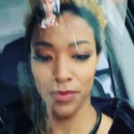 Sonequa Martin-Green Instagram - @theviewabc here I come…!!! #soexcited #sonervous #thisisforyoumamaanddaddy #startrekdiscovery