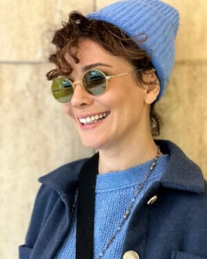 Songül Öden Instagram - Happy  Sunday💙
