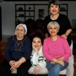 Songül Öden Instagram – Yan yana aşarız hepsini 💓

💓 
  #dünyaemekçikadınlargünükutluolsun 
#happywomensday