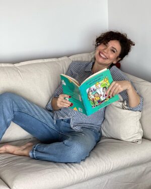 Songül Öden Instagram - Okuma provaları başladı 👧🏻🤍