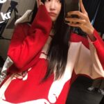 Song Ha-young Instagram - 내 취향 가득🎄 #ad #12월의플로버 #Santa하영 #메종21G #오드퍼퓸 @maison21g_kr