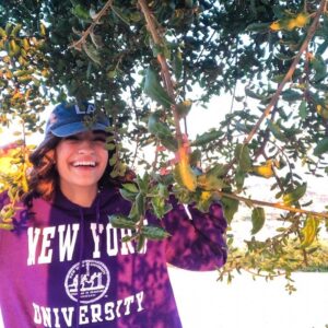 Soni Bringas Instagram - LA ➡️NY 
Surprise!!! I’ll be attending @nyuniversity next spring! 💜💜 Been wanting to share this news for a while and it’s finally time. College has been a lifelong dream of mine and getting to live in New York is an incredible bonus! Wish me luck! #classof2024 #violetpride