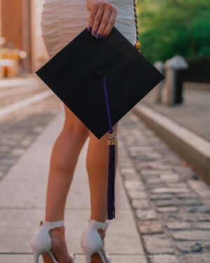 Soni Bringas Instagram - your 2024 @nyuniversity graduate 💜 and a solemn farewell to New York City 🏙️ forever thankful for these last three years 

(Graduated with a Bachelor of Arts in Psychology and a minor in Child and Adolescent Mental Health Studies 🎓)