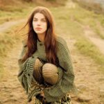 Sonia Ammar Instagram – Some more photos from my cover story with @elle_arabia 🍃 thank you to this wonderful team!

Photography & Art Direction: @mgkab 
Wearing: @burberry 
Styling & Creative Direction: @carmelharrison_ 
Makeup: @loumadsmakeup 
Hair: @miloszhairstylist