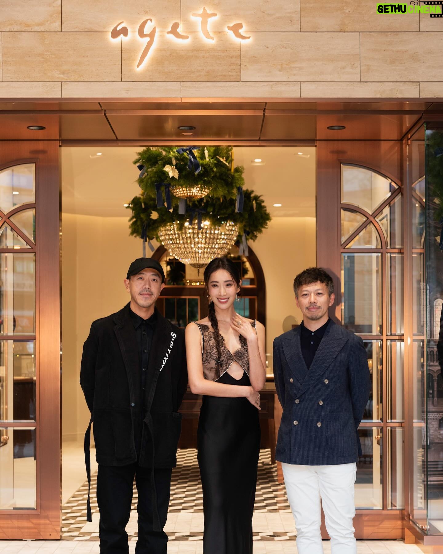 Sonia Sui Instagram - 謝謝 @tun_grp @agete_taiwan 洪執行長、三枝義之先生的邀請,對我來說,agete (正確讀音ㄚㄍㄚˇㄉㄡˇ❤️)的輕珠寶,有在各種時刻讓人瞬間變得精緻的魔法, 完美的隨身珠寶🤍 @agete_taiwan @tun_grp #agetetw #tungrp #agete忠孝旗鑑店新址盛大開幕 #agete2023冬季新品 #旗艦店限定商品 Make up @backstagejimywu Hair @chuan518 Photo @hazel_chiu_ Dress @selfportraittaiwan